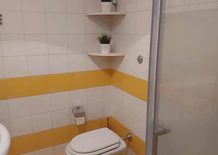 La Casa Al Cancello Rotto *